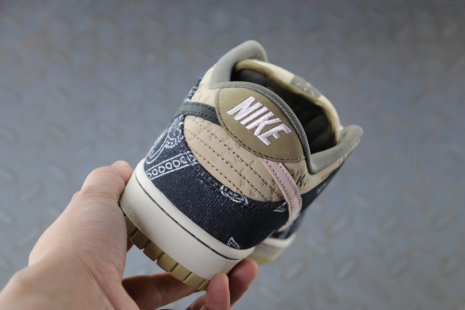 Travis Scott x Nike SB Dunk Low