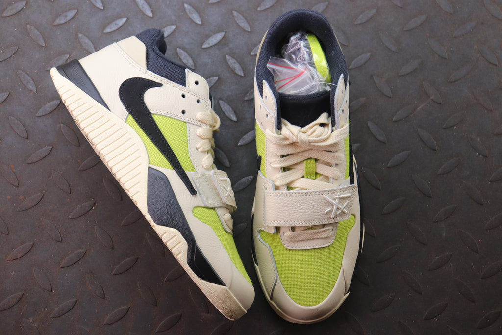 Travis Scott x Jordan - Bright Cactus