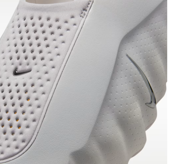 Nike Mind 001