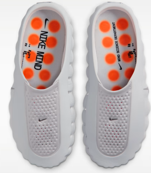Nike Mind 001