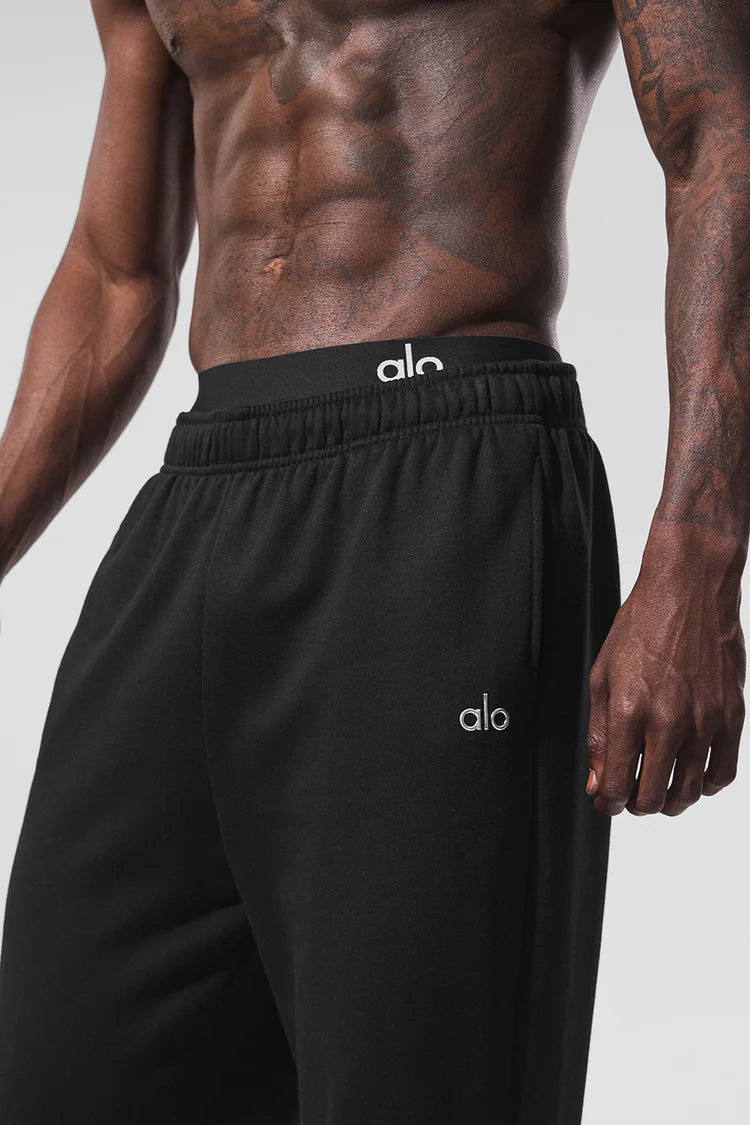 Accolade Sweatpant - Alo